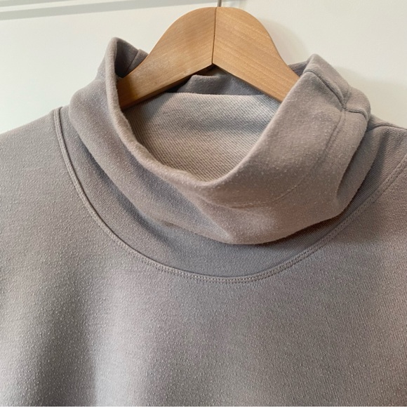 LÖLE grey turtleneck sweater size small - Picture 7 of 8